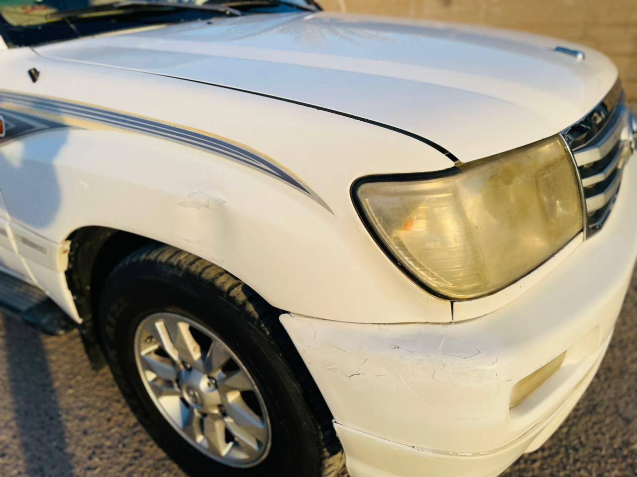 سلام عليكم لاندكروز موديل 1999 محدثه 2007 صبغ حزام بيها كير كايم رقم انبار مكان  السياره الانبار الرمادي عارضها 95 وبيها مجال قليل ***********
