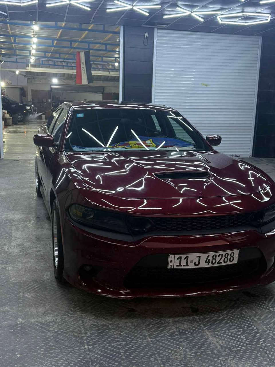 السلام عليكم جارجر للبيع موديل 2020 السيارة رقم بغداد السيارة حادثهة جاملقات امامية وبنيد يعني 3 قطع وبيهة شوي صبغ بمقدمة الشاصي السيارة فول مواصفات 6 سلندر السيارة جاهزة من كلشي ما عوزهة اي شي مكانهة البصرة وهذا رقمي *********** الزبير, البصرة
