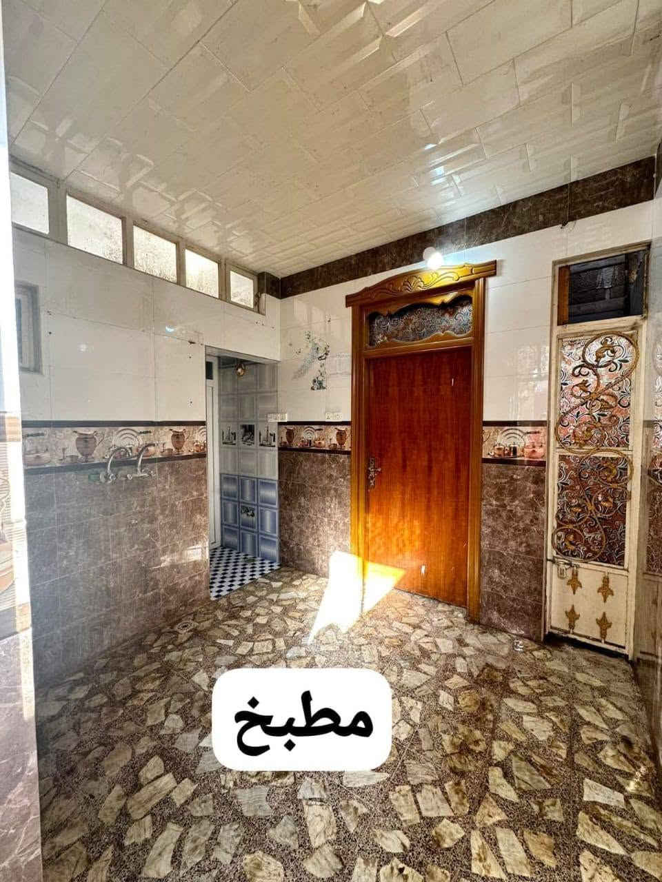 دار للايجار 
75م الايجار 250
حي الوفاء قرب مدرسة در النجف غرفه صاله مطبخ استقبال


**إذا كنت صاحب هذا الإعلان وتريد حذفه لأي سبب، رجاءا أرسل رسالة إلى الدعم الفني**