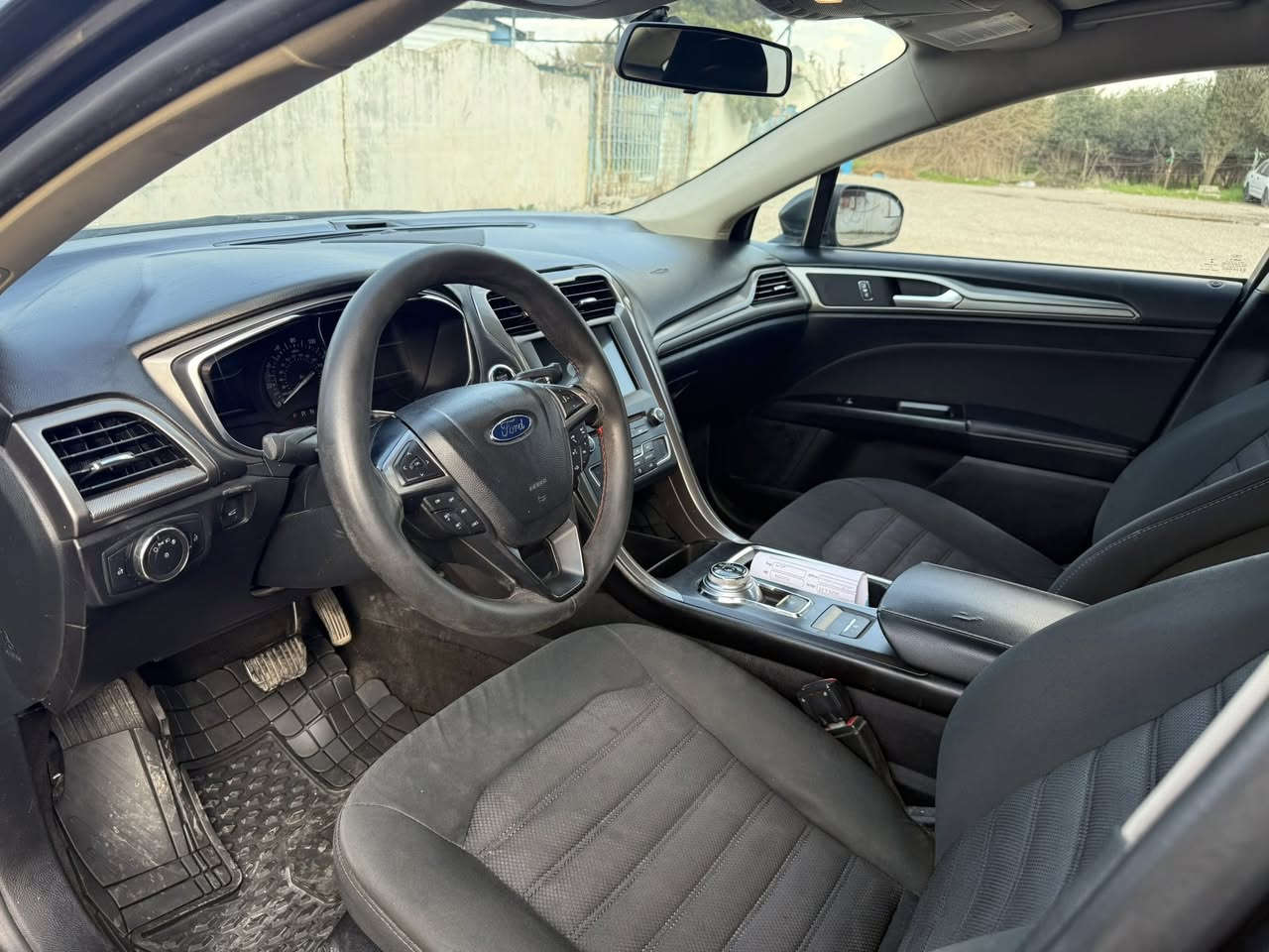 کوردی// تەنها فرۆشتن 
Ford fusion SE 2017
سبوغ//2 پارچە 
بۆنيت چەمەلەخ
بێ ناوگرتن 
٣ شاشە گەورە 
V.4 /  1.5 torbo 
هەموو گيانی مەزبوتە 
٩٣$ مەجال 
***********
مەکينە کراوەتەو بەشەرت گێر بەشەرت
