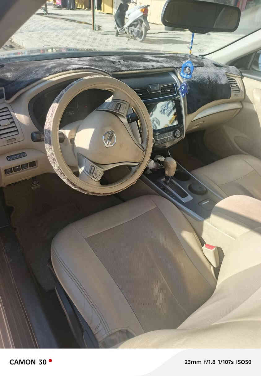 سيارة ألتيما نيسان صالون 2015
خليجي

اللون ذهبي 

الضرر 4 قطع  

السعر 105 بي مجال

الموقع / ديالى / حمرين 

***********
