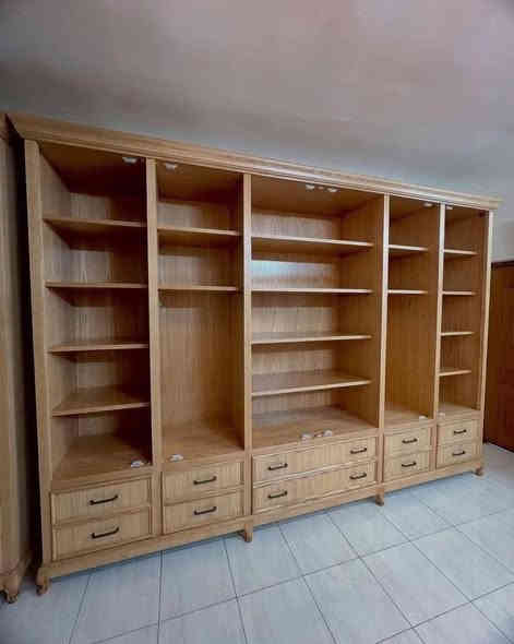 مساء الخير زبائنا الكرام 
غرفة سته ملحق داخلي نوع الخشب سنديان شغل عراقي فاخر درجة اولى انشاء الله تنال اعجابكم 
للستفسار مراسلة الصفحة او اتصل واتساب *********** العنوان بغداد الدورة نهايه شارع الصحة مجاور كلية كلكامش ن والقلم مجاور مكوى اسطنبول
