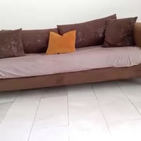 تخم للبيع سعر ٤٠٠ بي مجال بسيط جزامة ١٥٠ ميزابلازمة ١٥٠ مكان حي الجهاد