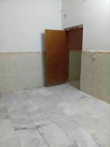 بيت للبيع الجمعيات الاولى  100م طولاني طابو صرف
 قاطين
القاط الاول أستقبال وصالة ومطبخ
وصحيات عدد 2القاط الثاني صالة
وغرفة نظام سويت وغرفه ماكاملة
وجه على ساحة مقابيلة حديقة الأستفسار السعر 110وبيه مجال 
على هذا الرقم ***********
