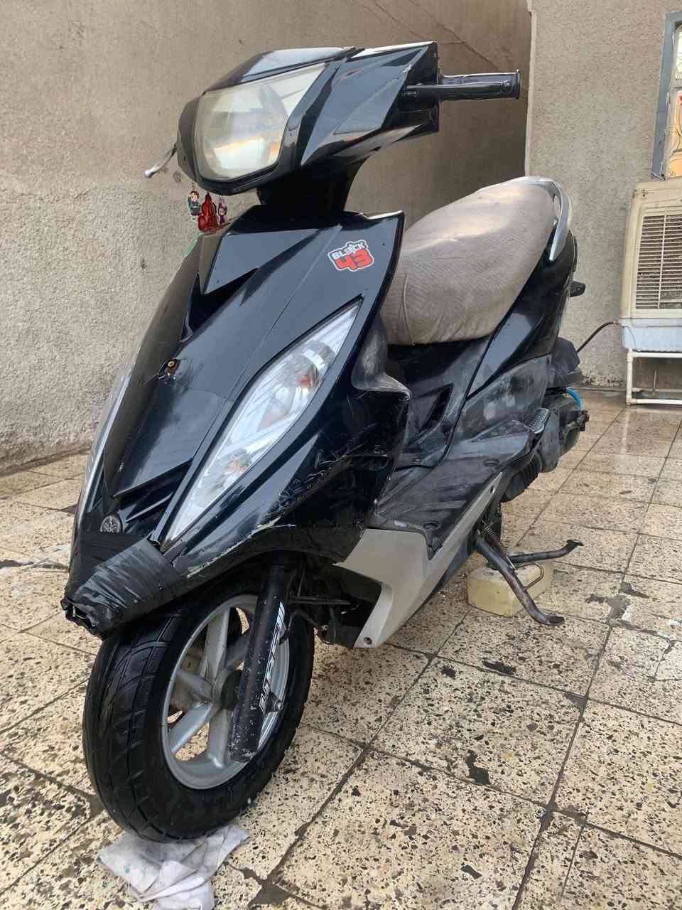 السلام عليكم ورحمة الله وبركاته دراجه جي تي ار للبيع
التفاصيل : الدراجه شوفه عينك ختم واحد ويه المكينه دراجه نضيفه بيها نقوصات بسيطه مثل البجم يرادله فايبر كلاس سلف نكره والدراجه محور الها هندر للحالات الطارئة واذا احد مثلا خنك الدراجه فيت بم جديد بنز جديد بريكات امامي خلفي شغال مكاني دوره ابو دشير السعر ٦٧٥ وبيها مجال ***********
