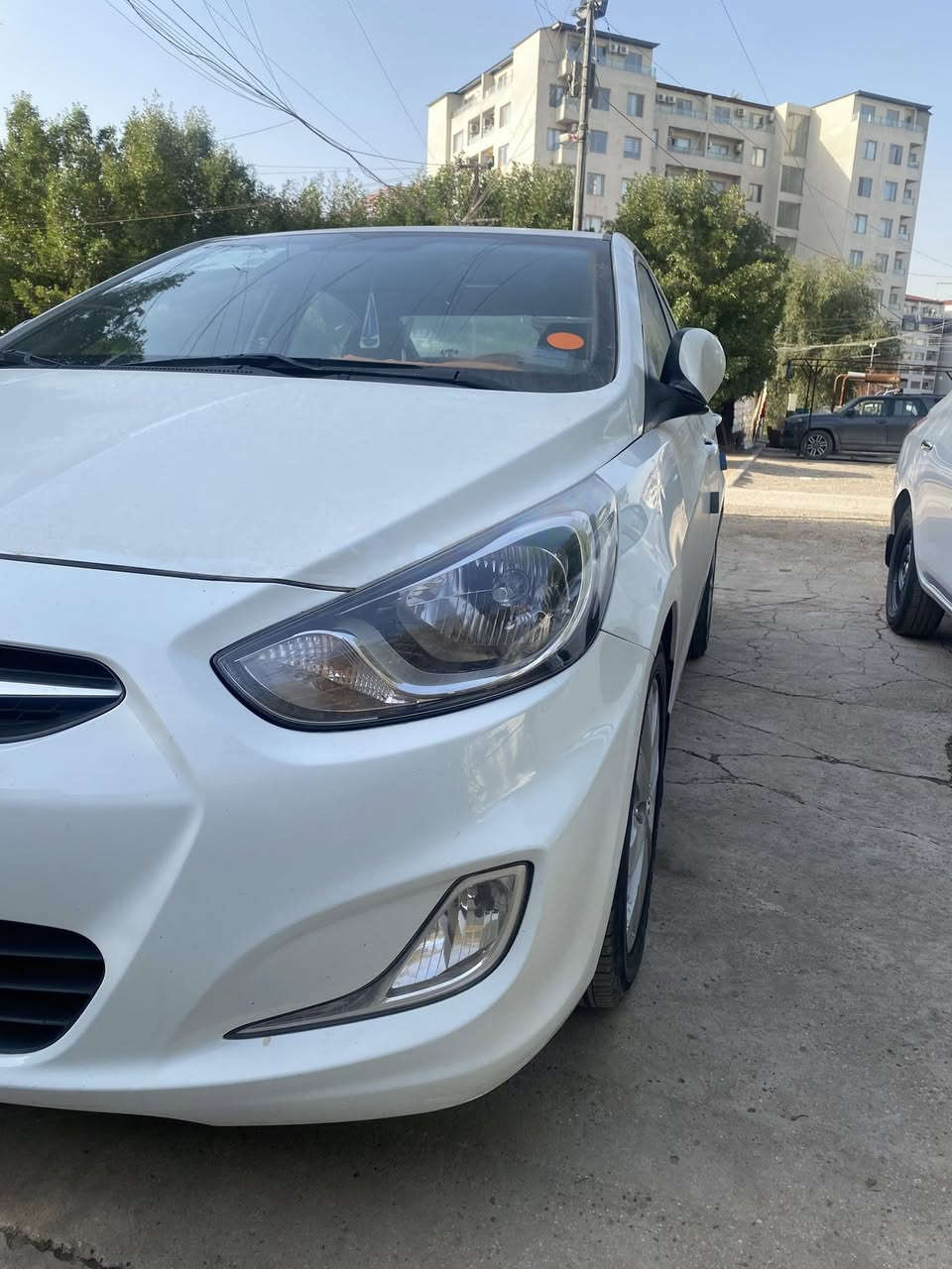 السلام عليكم اكسنت 2014خليجي 

كير ومحرك كفاله لا تسولف بيهن 

مكينه 1600 دوش مرغوب 

حداداه كارتون 

تايرات كارتون جدد 

تبريدها ثلج شرط ❄️

من الأخير سياره جاهزه من كلشي ربع ما تصرف عليها 

تأخذها وتتطلع  وين ما تريد 

تحكم ستيرن 

كأمره خلفيه 

تبريد وتدفئه 
 

ماشيه 125 حقيقي على كد بيت سياره

مكاني  بغداد السدية تحويل ثاني يوم 
الرقم   ***********واتساب فقط 

السعر مناسب جدا جدا. كلش نظيفه بارد بدون دواخل طرف الجملغ اليمن وطرف البنيد اليسر 

وبيها مجال111$
