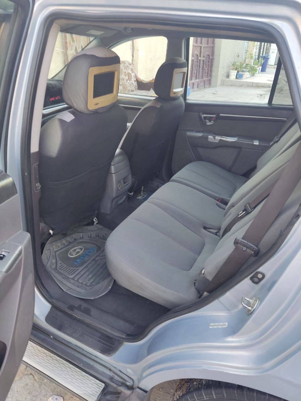 السلام عليكم سنتافيه ٢٠١٠ وارد امريكي بيها قطعتين وكلير على نفس صفحت لضربه موضح بالصور السعر ١١٥ وبي مجال بسيط للاستفسار *********** مكلف بالنشر
بغداد تقاطع الدرويش حي التراث
