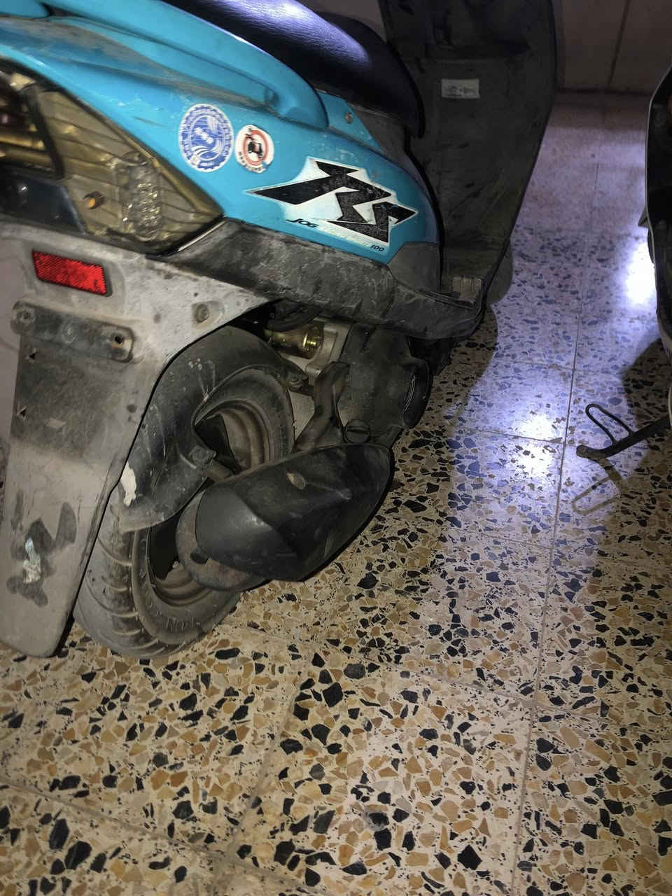 سلام عليكم عدلة للبيع سمائي بلاد 
الدراجة صالها اقل الشهر من طالع من الوكيل
شغاله من الطول للطول سلف هندر 
تجي وتفحص وتقتنع يلا تاخذ
مكانها ميسان قضاء الكحلاء 
***********
مو شراي لاتاخبر
