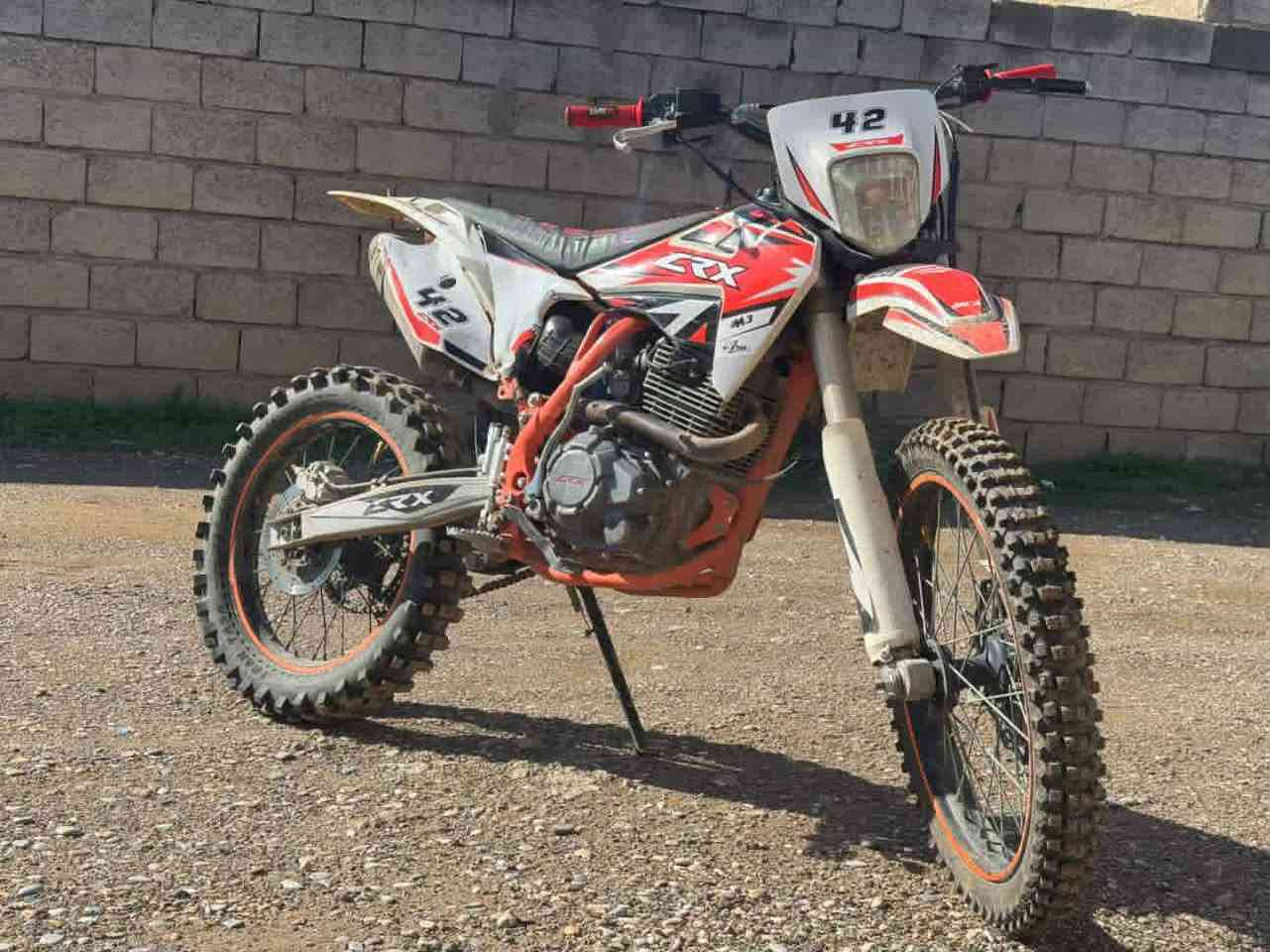 سلام عليكم دراجه CRXمحرك 250للبيع أو مراوس


**إذا كنت صاحب هذا الإعلان وتريد حذفه لأي سبب، رجاءا أرسل رسالة إلى الدعم الفني**