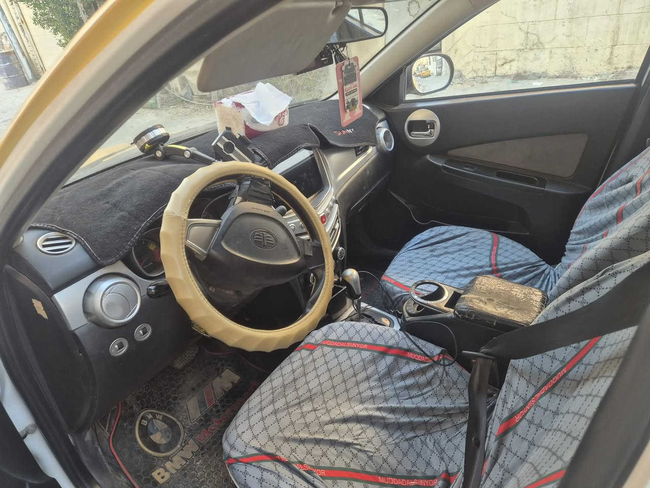 السلام عليكم 
فاو اولي ١٥ للبيع 
سعر ٥٠ ورقه 
بيه مجال 
للاستفسار 
***********
