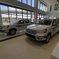 الهايلوكس كير عادي و اوتماتيك 🚨 متوفره بكميات محدودة موديل ٢٥ زيرو 🚨 م...