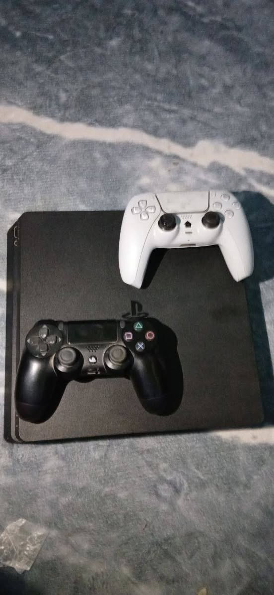 سلام عليكم
بلي 4 سلم
لك ستيكر
غراض ويدات 3
نضيف مامفتوح
مكاني بغداد حي العامل
***********
 فقط بدون كارتون
275$
بي مجال
