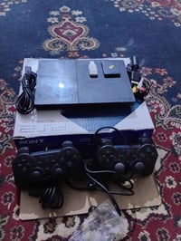 للبيع بلي تو٢ جديد لوك ممامفتوح مع محلقاته كافه يدات عدد ٢ ريموري فلاش...