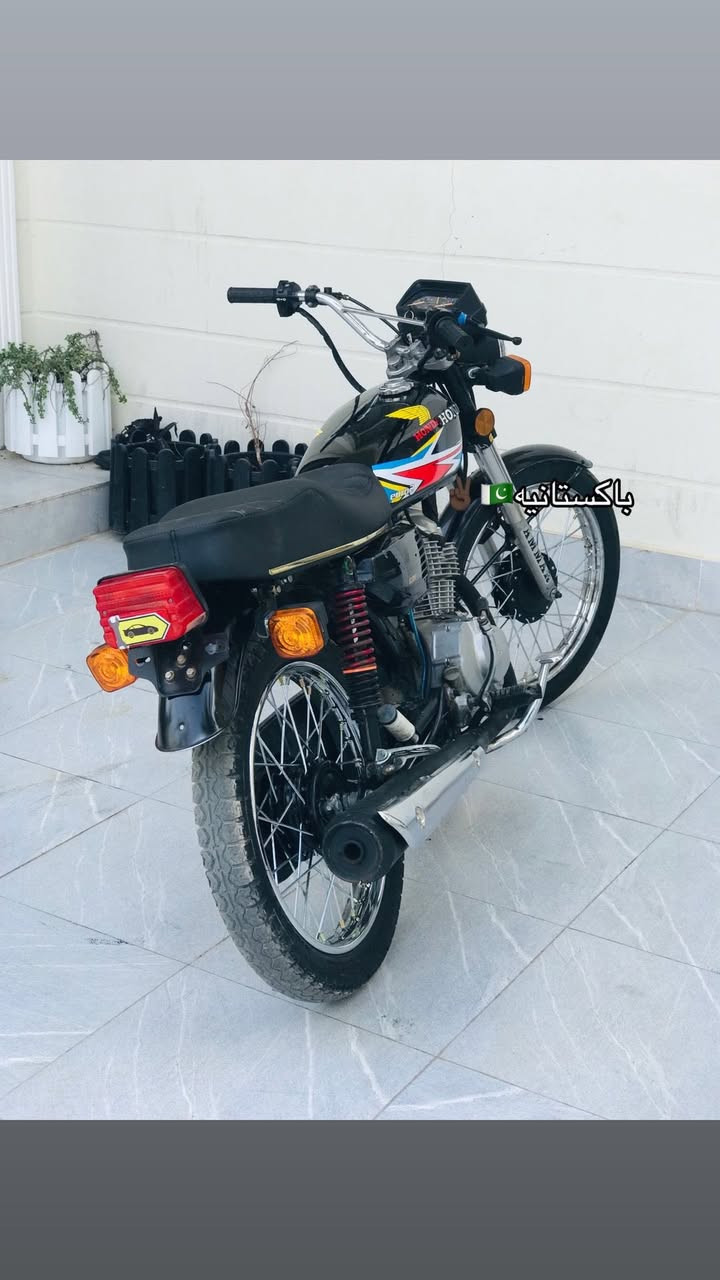 السلام عليكم دراجه نامه تعمير ٢٠٢٦ مكينه ارشه  شاصي ارشه دراجه خير من الله سعر٥٥٠بيه مجال وذاه مراوس بنامه متياز حس قناعه مكاني ديالى بلدروز ***********
