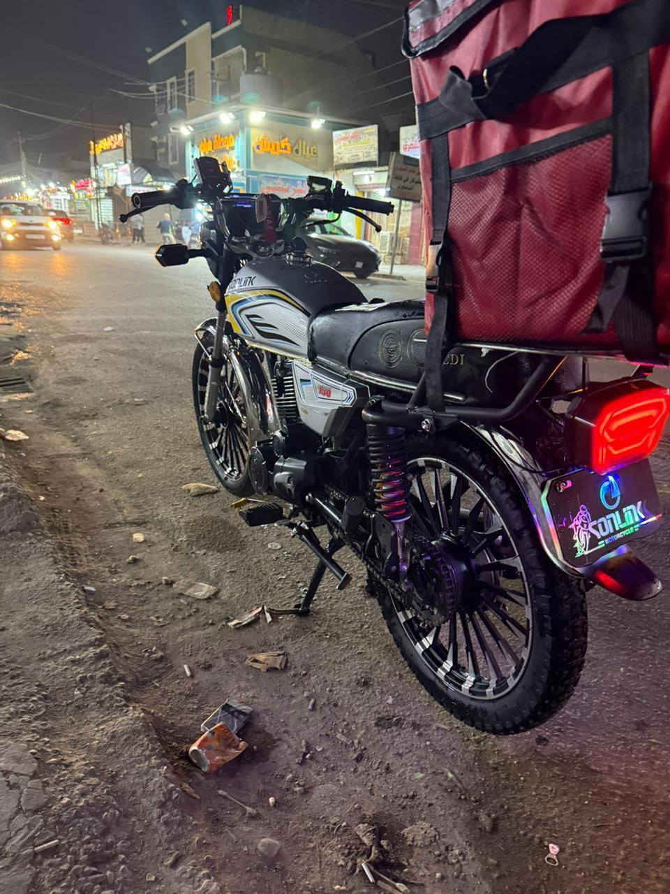 سلام عليكم دراجه سونك البيع دراجه موديل 2024جديده دراجه كدامك عينك مابيه اي نقص بس لشاره لخلفيه السعر750وبيه مجال حك لجيه لمكان بغداد زعفرانيه ***********
