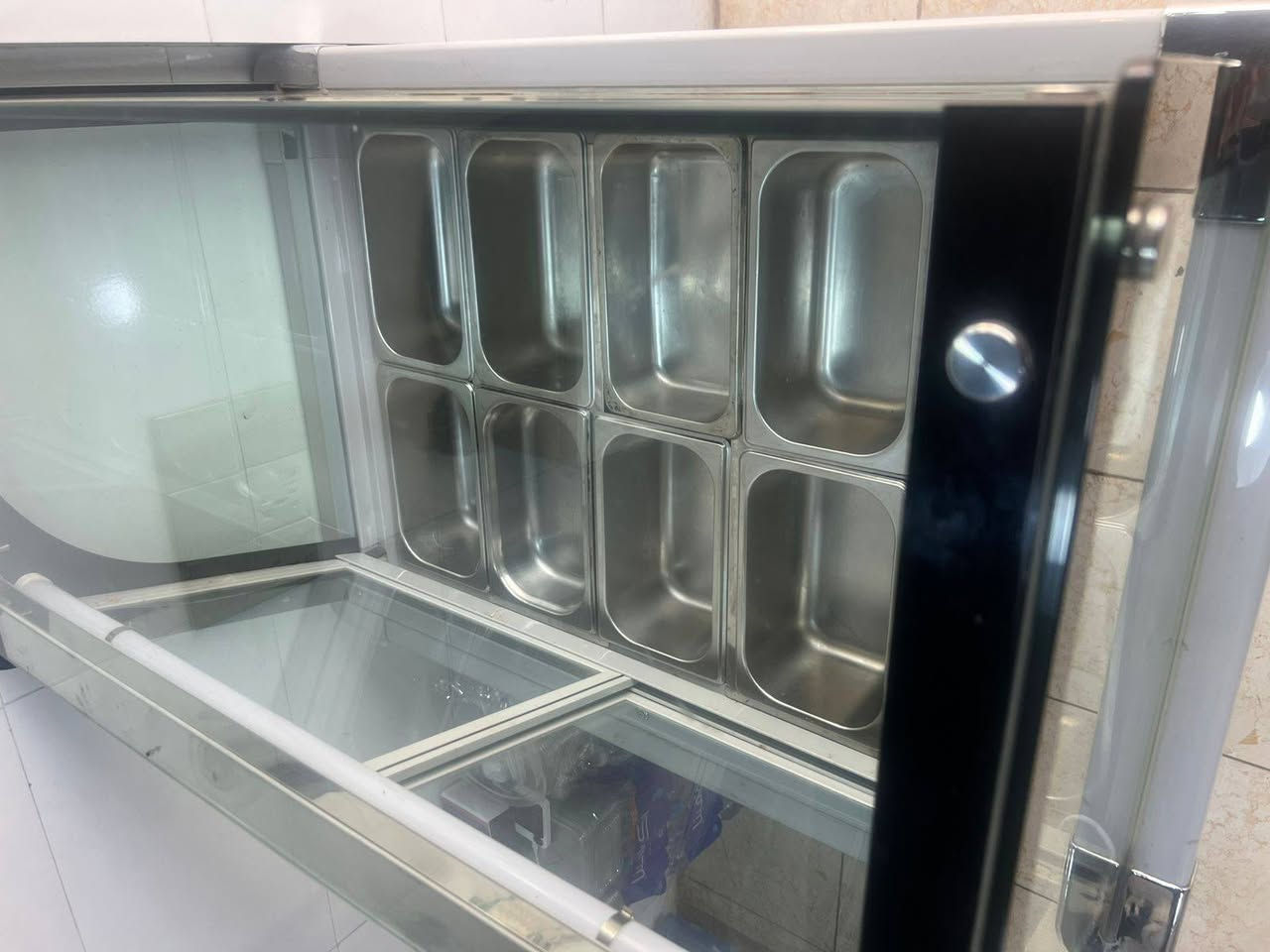 عارضه مقبلات 10 بلانك
النجف 
***********
