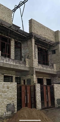 هيكل 60 متر عدد 2 كل واحد ستقبال وصاله  وغرفتين وبيتونه جبيره تصلح غرف...