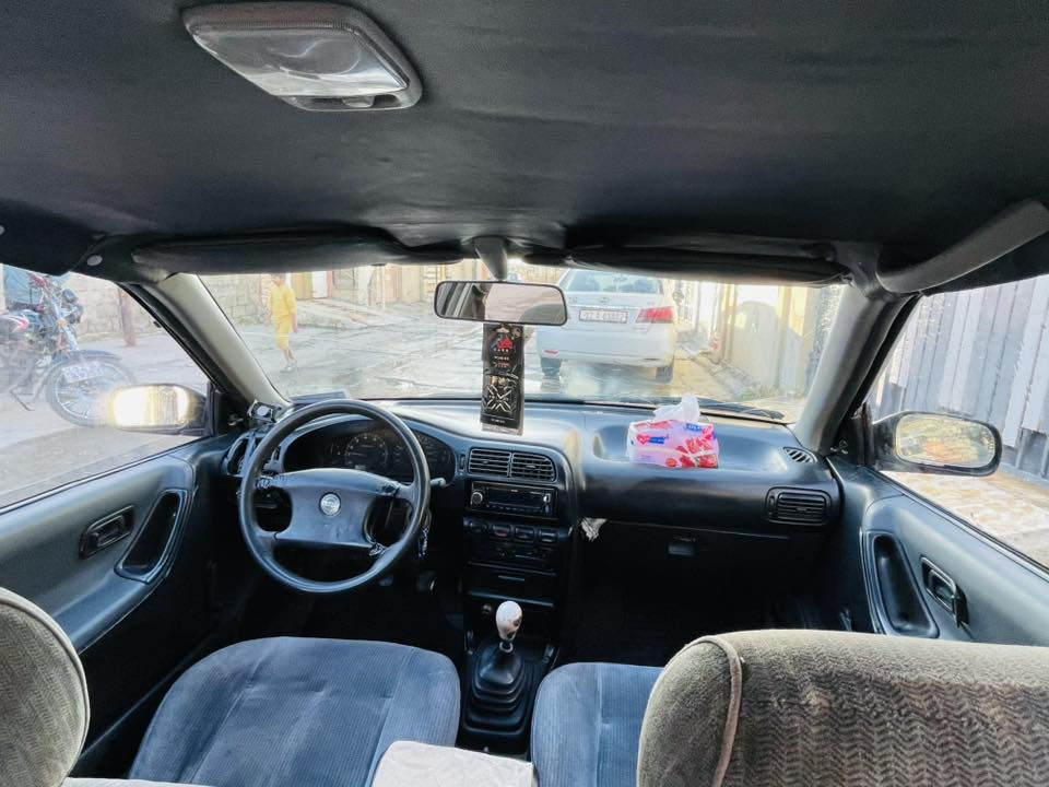 موديل 1992
اللون احمر غير محدد 
كير ومحرك شرط (مال كصه ) 
طخم امامي وخلفي جديد 
وايرمنيه كامله 
بدون دواخل 
دوشمه جديده
رقم نينوى ألماني 
سنويه لي 2028
كوبون بانزين بيها 
شرط التحويل 
سياره جاهزه ماتصرف عليها ربع 
فقط دهن وبانزين 
السعر 32$ وبيها مجال للشراي 
للتواصل *********** بي واتساب
