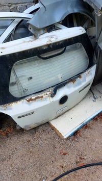 غراض جيلي ام كي للبيع على هذا الرقم ٠٧٧٣٠٠٦٦٣٣٧