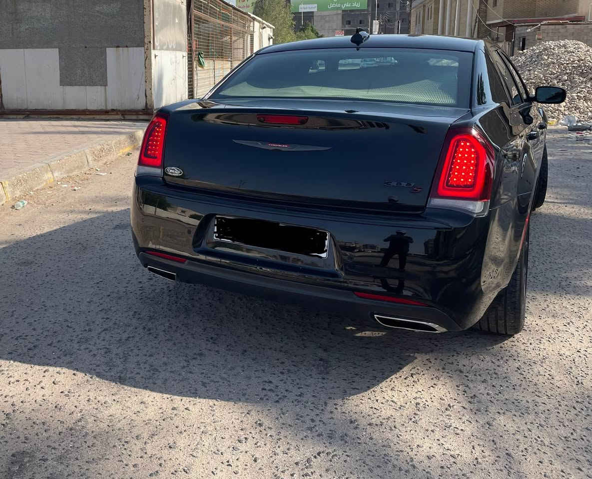 للبيع فقط
كرايسلر S 
موديل 2021 
كلين بدون صبغ وصور السونار بالمنشور
ماشية 70 mile
رقم اربيل وسنوية وهزة جديدة وتحويل مباشر 
بدون فتحة
كشنات جلد تدفئة
حساس امامي و خلفي
كاميرا دوارة شاشة كبيرة
نقطة عمياء جانبية اشارة جانبية
سستم صوت الباين
كاربلي
.
بيها تخم تاير جديد
حدادة جديدة امامي خلفي . 
دسكات جديدة وفلاتر دهن جديد ادامة كاملة لمنظومة البانزين وبلكات جديدة اصلية جامبيون 
بوليش جديد مراية السيارة لايت LED  
السعر $295 ورقة

العنوان : البصرة 📍

رقم صاحب السيارة 
*********** البصرة, العراق
