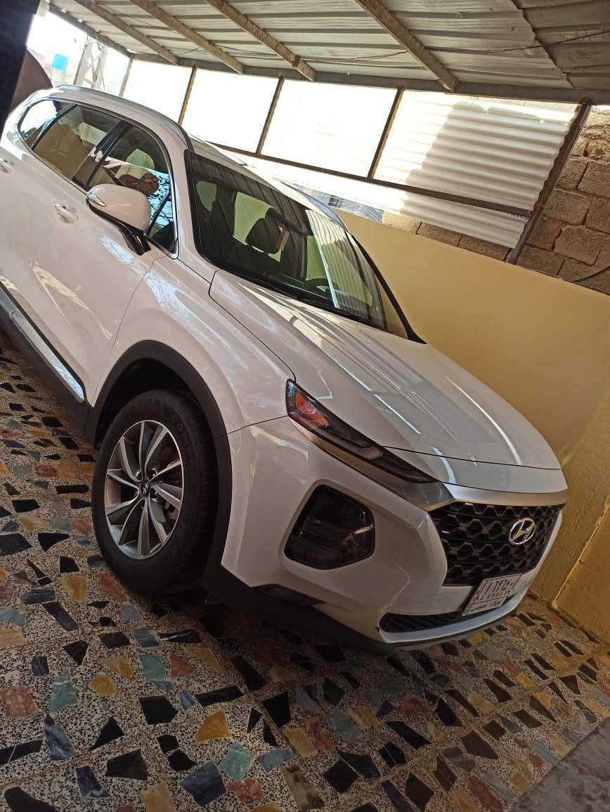 السلام عليكم سنتافي  وراد كندي موديل 19 كربلاء بسمي حادث قبق جنطة وجاملغ خلف السائق تبديل قبق جنطة وصبغ و الجاملغ يعني صبغ قطعتين محرك 2400 السعر 170 وبيهة مجال الاتصال *********** غير متواجد على النت مكان السيارة كربلاء
