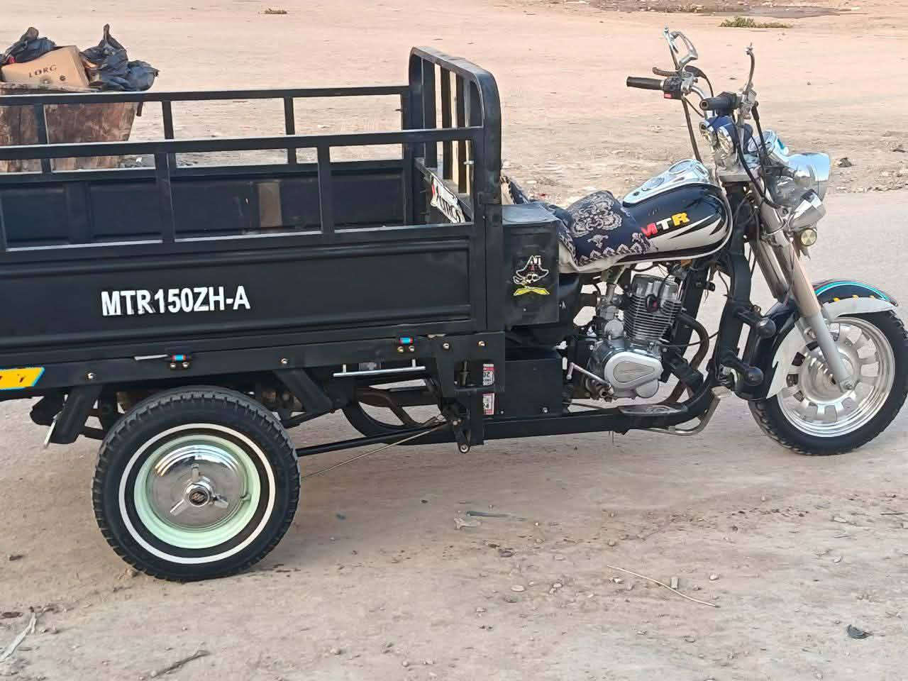 للبيع مديل 20 كفاله عامة وراق اصولي وكيل جبرين محرك جديد *********** مراوس اي شي سعر مليونين وبيهة مجال
