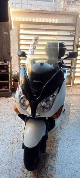 سلفر ونج جيتي محرك 400 شرط علفحص والضمان وابلاديه
ألمواصفات...💯
نظام اوفر
ستان كهربائي            السعر خاص/***********
ماشيه 27 الف.      مكاني بلديات👍
لايت زنون ابلاد
جي بي اس
قاعده وجنطه بلاديه
ام بي ثري داخل جنطه
ملاحظه الدراجه بيه اكو اشخوط بسيطه ومكحلهن فقط
