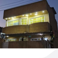 دار مساحه 100 ركن طابقين يحتوي على تلث غرف  كامل بيت جاهز من كلشي  ومو...