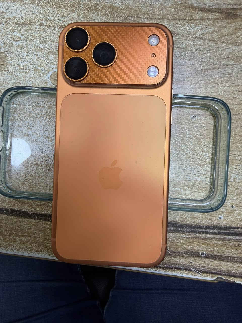 السلام عليكم ايفون 17 برو ماكس بطارية 100 الباكيت موجود السعر 1900 الرقم ***********
