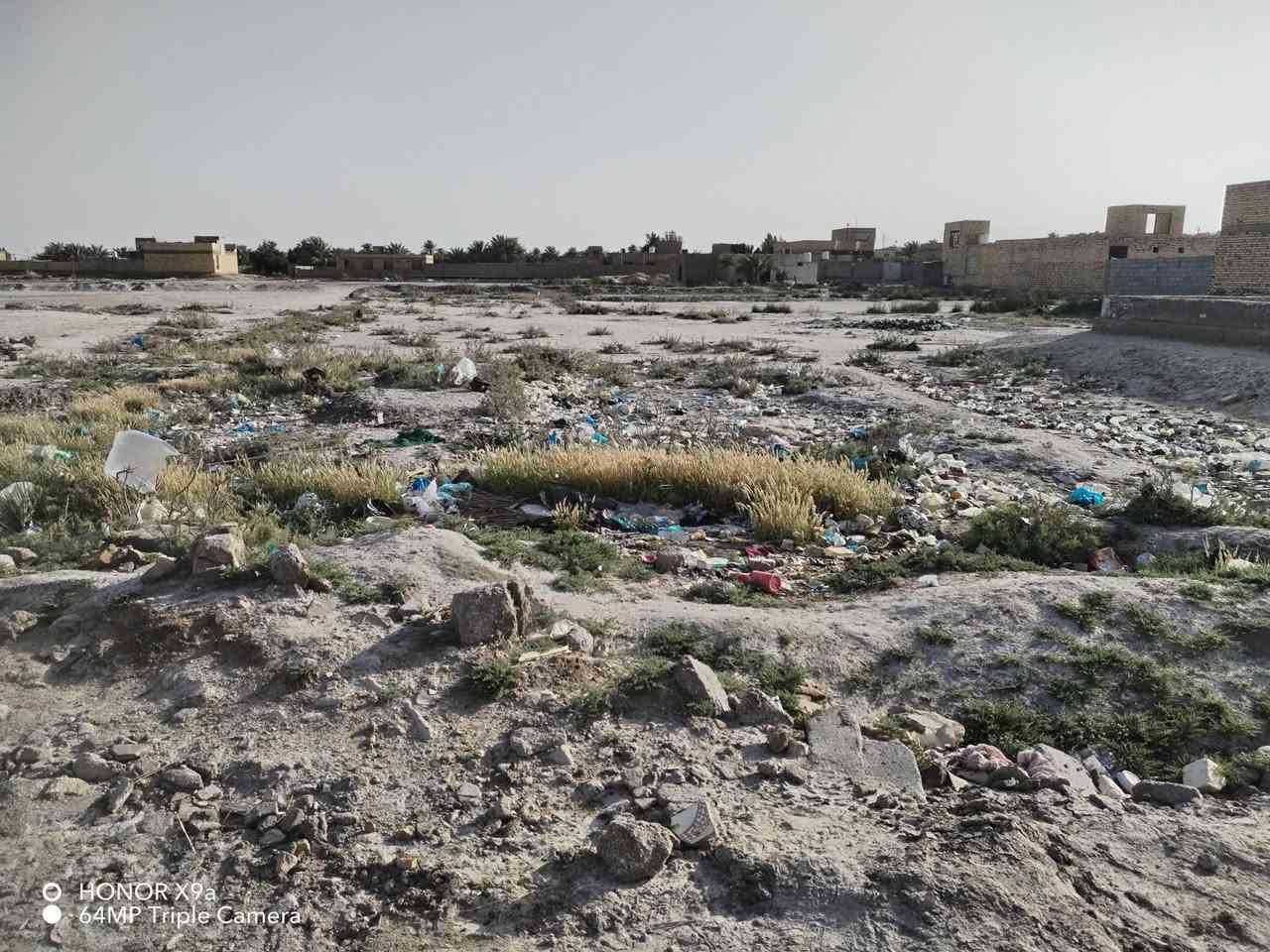 قطعه مساحه 300 متر مكانها الفضليه حي العرب للاستفسار ***********
