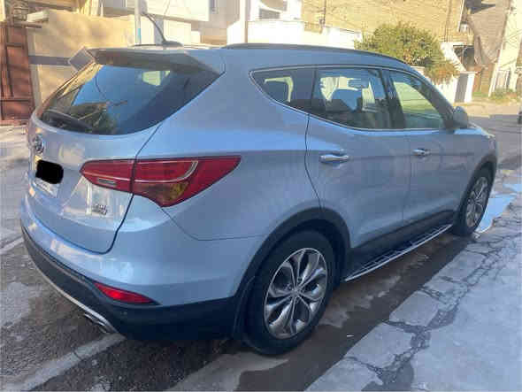 سنتافيا ٢٠١٤ فول مواصفات  محرك ٦ سلندر ٣٣٠٠ سبعة راكب
لون بحري المكان بغداد
مبدل بيها الصندوق اثر ضربة خفيفة كلش يرجع على البارد
وموجود القديم مع الجامات 
المضللة ماشية ١١٦ الف
السعر ١٥٨ 
***********
