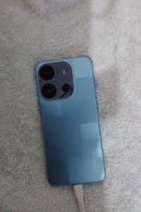 موبايل • ذاكرة ١٢٨ • للبيع