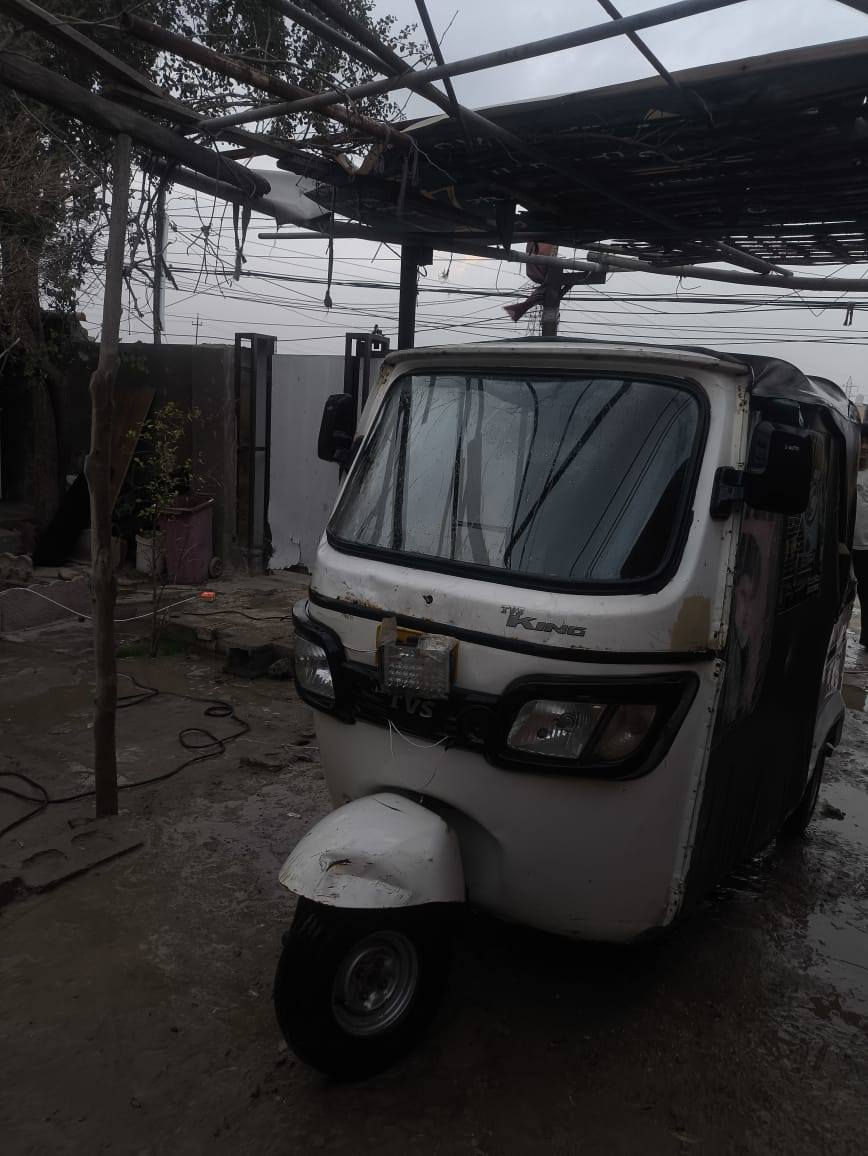 تكتك تي في اس البيع موديل 2020تكتك خير من الله سعر 2500وبيها مجال الشراي.. نقص ورقه وتكفلك بيه قانونيه وعشائرياً من صرقه ***********
