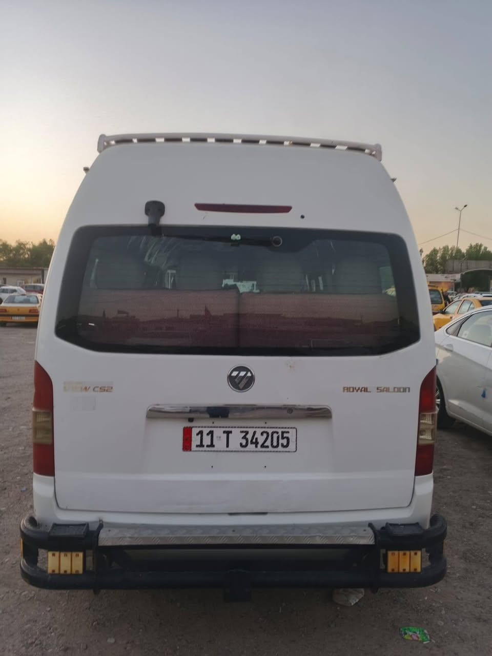 السلام عليكم سياره فتون عاليه للبيع او مراوس موديل 15 رقم بغداد دولي تحويل مباشر بيه طخه وره باب السلايت محرك ففتي كير بلادي خير من الله تبريد 17محور السياره جاهزه اي نقص ما بيه رقم الهاتف ***********
