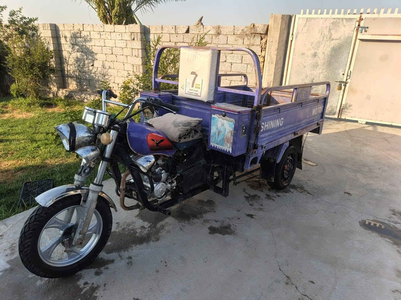 السلام عليكم ستوته للبيع موديل 21  مكينه موديل 25 
اوراق اصولي ورقم انكليزي وسنويه بأسمي ستوته مابيها نقص برغي نظيفه ومحركها جديد خير من الله السعر  خاص *********** مكاني حله تقاطع العلويه شريفه
