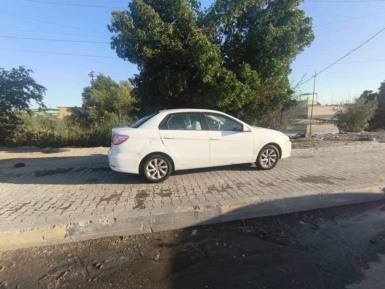 السلام وعليك دي اف ام S30  السياره كلش جديده وعلئ البلادي السياره دخول جديد بيها كصه السياره اصوليه سنويتها 31 تنتهي السياره استخدام شخصي  السعر 43 وبيها مجال العنون بصره *********** ترهم مراوس
