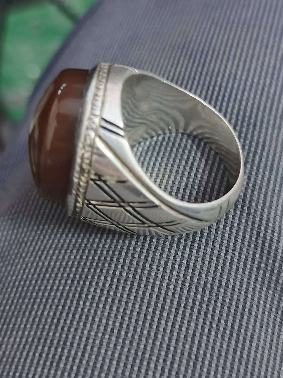 حجر عقيق خشنه تمري حجم الحجر ٢.٥سم فضه ثقيلة ٩٢٥مقاس الخاتم ٢٥تقريبابيع أو مراوس حسب القناعه


**إذا كنت صاحب هذا الإعلان وتريد حذفه لأي سبب، رجاءا أرسل رسالة إلى الدعم الفني**