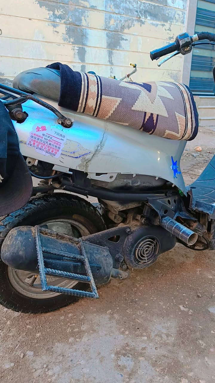 دراج بيجي اللبيعالعنوان حي الامام علي كفاله عامه محرك ما مفتوح يراداله بس استان حربيه السعر 200 وبيه مجال ***********
