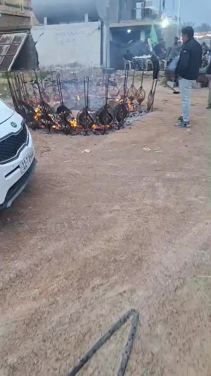 👈 اخر خميس من رمضان مع حملة الصالح  ((فطوركم علينا)) 
👈 الى كربلاء بعد الظهر 
👈 العودة الجمعة بعد صلاة الصبح 
🚎السيارة باص منشأة🚎
✴ السعر ١٠ ألاف فقط ✴
✅ *********** ☎ واتساب 
✅ *********** حيدر صالح 
✅ ***********☎ علي صالح

