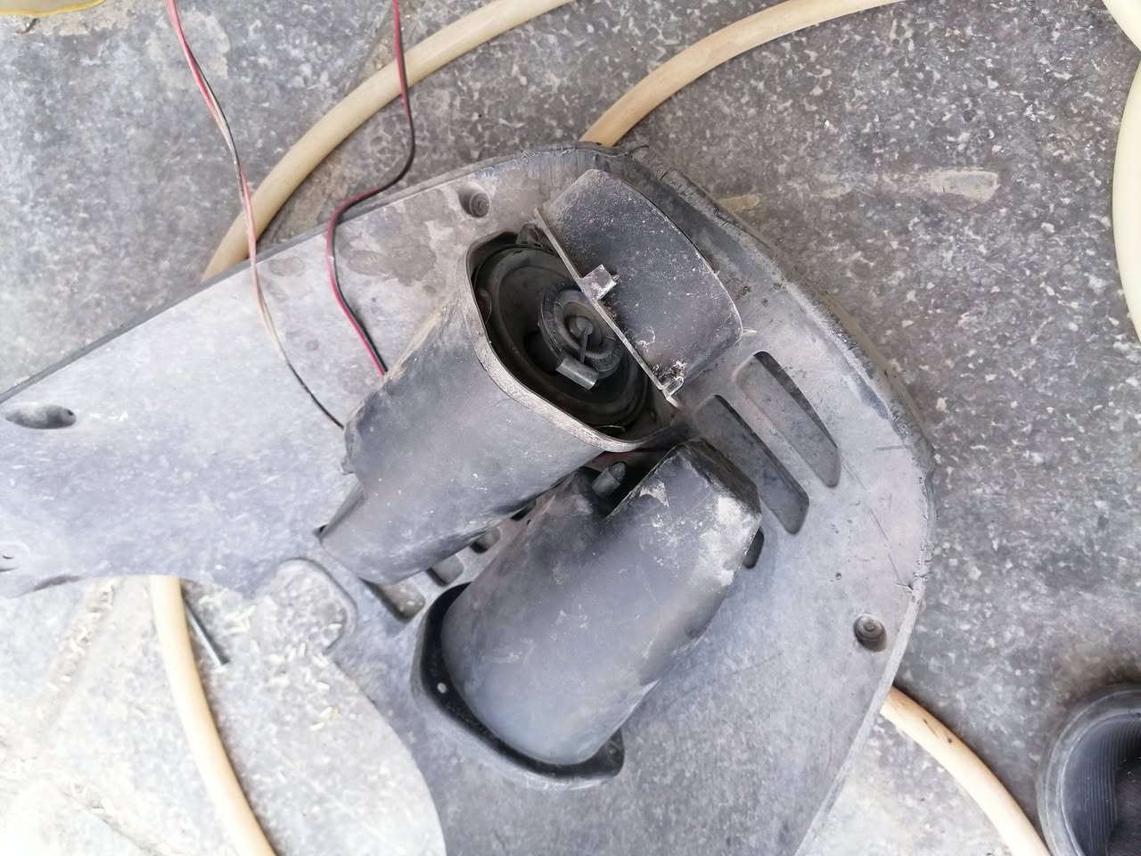 السلام عليكم قطع غيار فورزه صفر 10كل غراضه موجود***********
