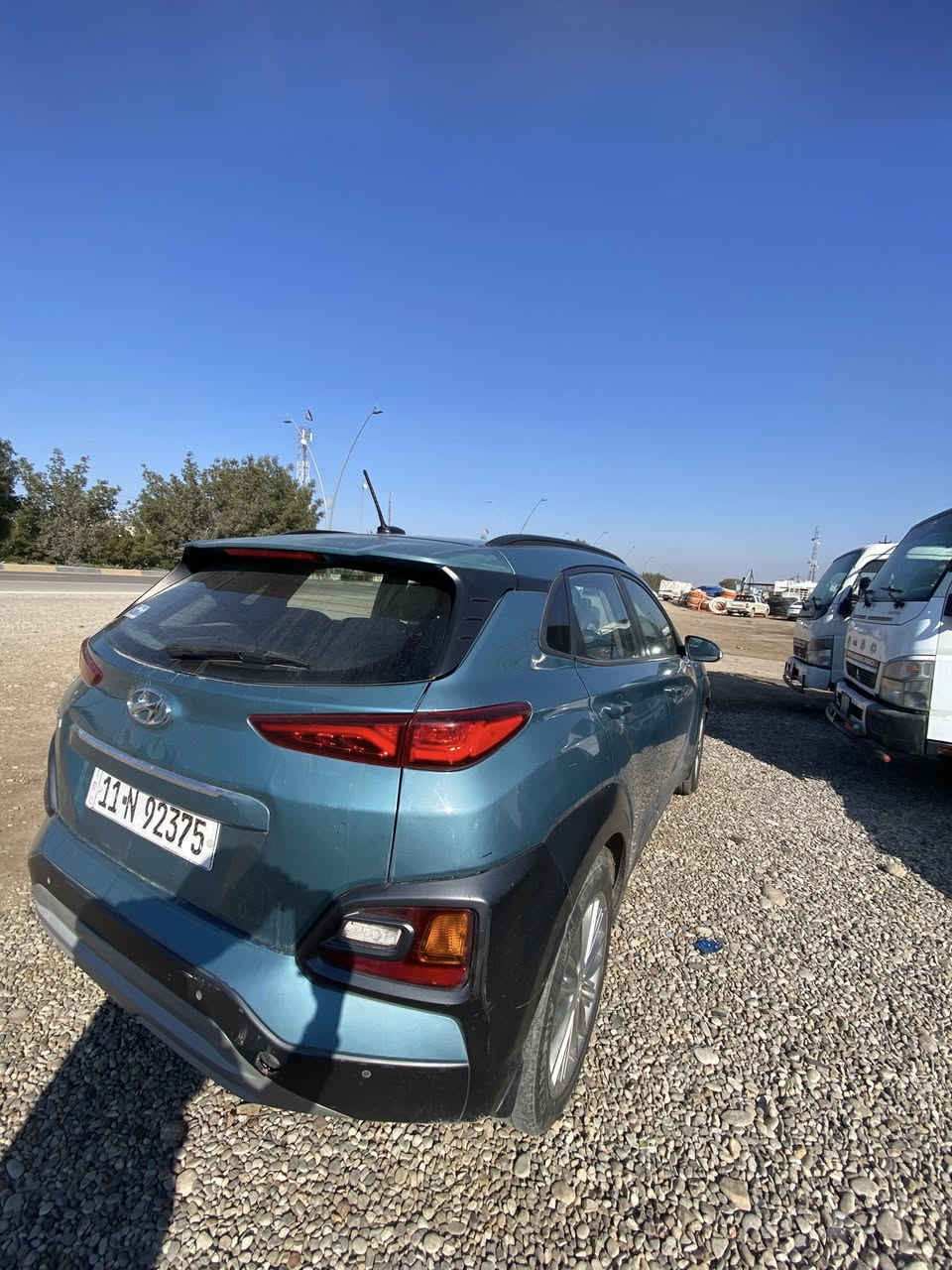 السلام عليكم
هونداي كونا ٢٠١٩ فول مواصفات
فتحة بصمة كشتات كهرباء ثلاث انضمة قيادة 
رقم بغداد دولي 
السيارة محرك وكير وتبريد مكفولات 
السيارة لونها مميز 
بيها صبغ شوية بداية الجامرلوغ وبداية البنيد
العنوان ديالى جديدة الشط 
للستفسار ***********￼
