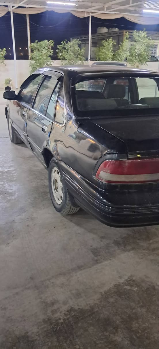 السلام عليكم
برنس للبيع 
موديل1996
رقم بغداد انكليزي 
سنويه لغايه 2029
كير ومكينه وتخم تاير وصدر 
السعر 27وبيها مجال 
العنوان الغالبيه
رقم الهاتف ***********
