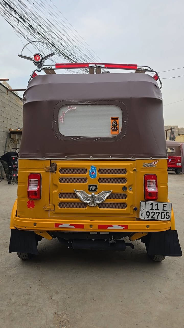 للبيع موديل 20 شهر12 رقم وسنويه تحويل مباشر مكينه وكير وكسن مكفولان تخم تاير دبلات جدد سيبايه درك مسجل سبير الجك جادر يغطي التكتك كهربايات شغاله اطيك بيها تراي يخبل وين تريد روح ترايك لكربلاء  مكاني بغداد الصدر السعر تصال ***********
