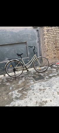 بايسكل للبيع ياباني صارلي 4 اشهر ماخذه نظيف وجديد السعر 180 وبي مجال ل...