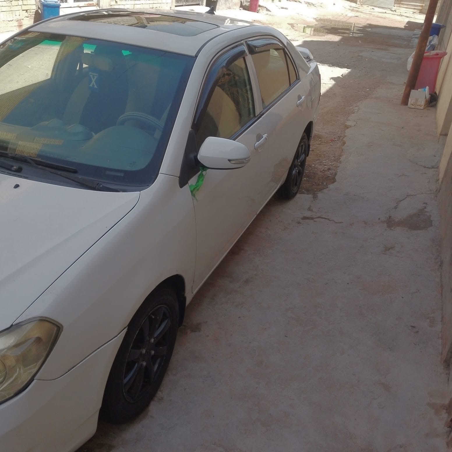 للبيع بي واي دي جي3 
فول مواصفات بصمة كير اوتو 
مكينة جديدة قبل سبوع شاده 
بيه صبغ جاملغ الخلفي فقط 
منظومة بانزين كله جديدة 
رقم بغداد بسمي 
مكان بغداد الرصافه السعر 55 
***********
