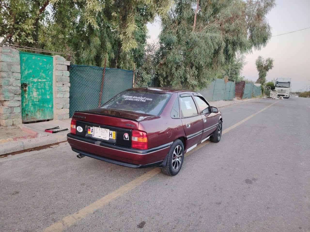 فكترا حجم 16
موديل 92
سنويه عظم كابون بانزين
مكينه وگير شرط
صبغ جماليه بلا ضرر
دوشمه جديده مسجل سستم سماعات وايرمنيه كلها شغاله ستيرن بور باتري جديد كهربائيات كلها شغاله سياره جاهزه وشرط من الدعاميه للدعاميه للتواصل الاتصال عل الرقم 
***********

