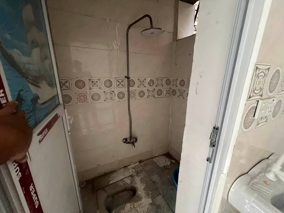 السلام عليكم بيت 50 متر للبيع بغداد حسينيه الراشدين خدمات مسقط خلف حسينيه الزهراء السعر 29 وبي مجال ‏‪0774 643 9134‬‏

