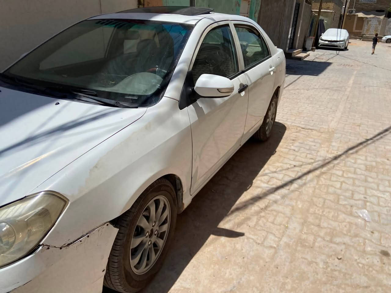 موديل ١٣ سعره ٣٠ وبيه مجال قليل نقص بيه فقط تبريد اشوية حدادية *********** مكانه نجف راعية نجف
