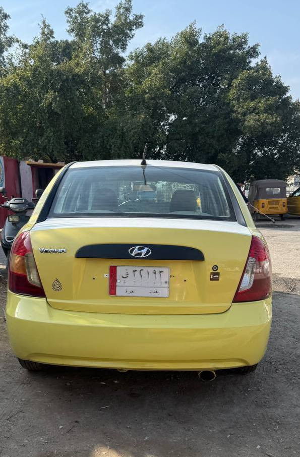 هيونداي اكسنت فيرنا الشركه العامه مديل 2011 رقم بغداد ضربتها ربع البنيد بدون شواصي وبيها صبغ احزام اثر خياسات بسيطة كلش على كد اربع أصابع بل الاهلاات  والبابين بدون ضربه غير البنيد وشوية من الجاملغ الأيسر على كد شبر  كير محرك نضيف تبريد شغال ثلج صدر امامي خلفي جديد شرط التحويل سعرها 78قفل بدون عملة رجاءا بدون احراج هيئة وغرامات تقريبن 400 الف عليه اني اصفرهن وذا تريد تكطع من سعرها وانته تدفعهن عنواني بغداد مدينة الصدر اللاستفسار رقمي ***********
