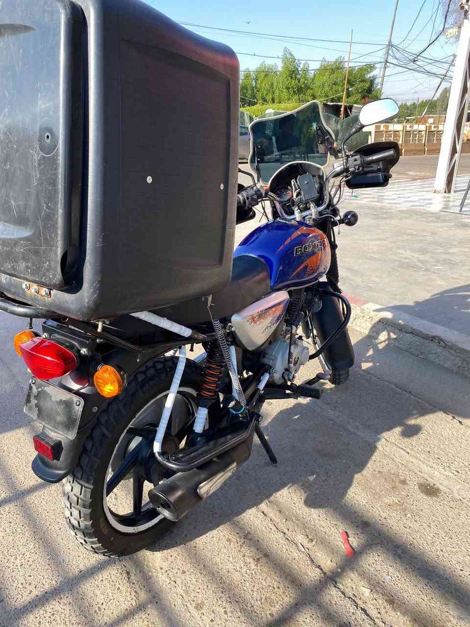 السلام عليكم دراجه بوكسر للبيع موديل 2023اوراق كامله نقص الوصل الجمركي الدراجه نظيفه بس بيها شغلات بسيطه السعر مليون مكاني الدورة الاثوريين ***********
